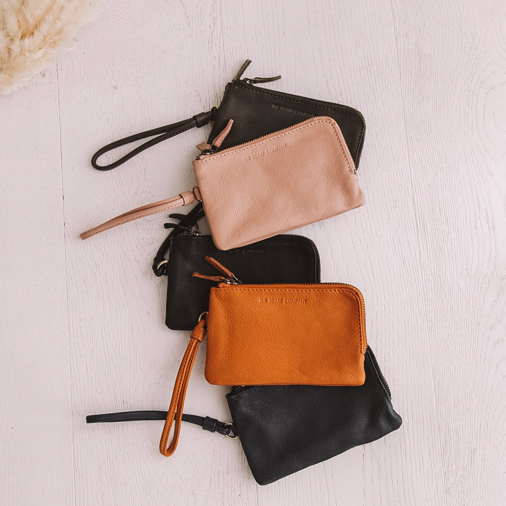 Anya Pouch (Available in 2 colours)